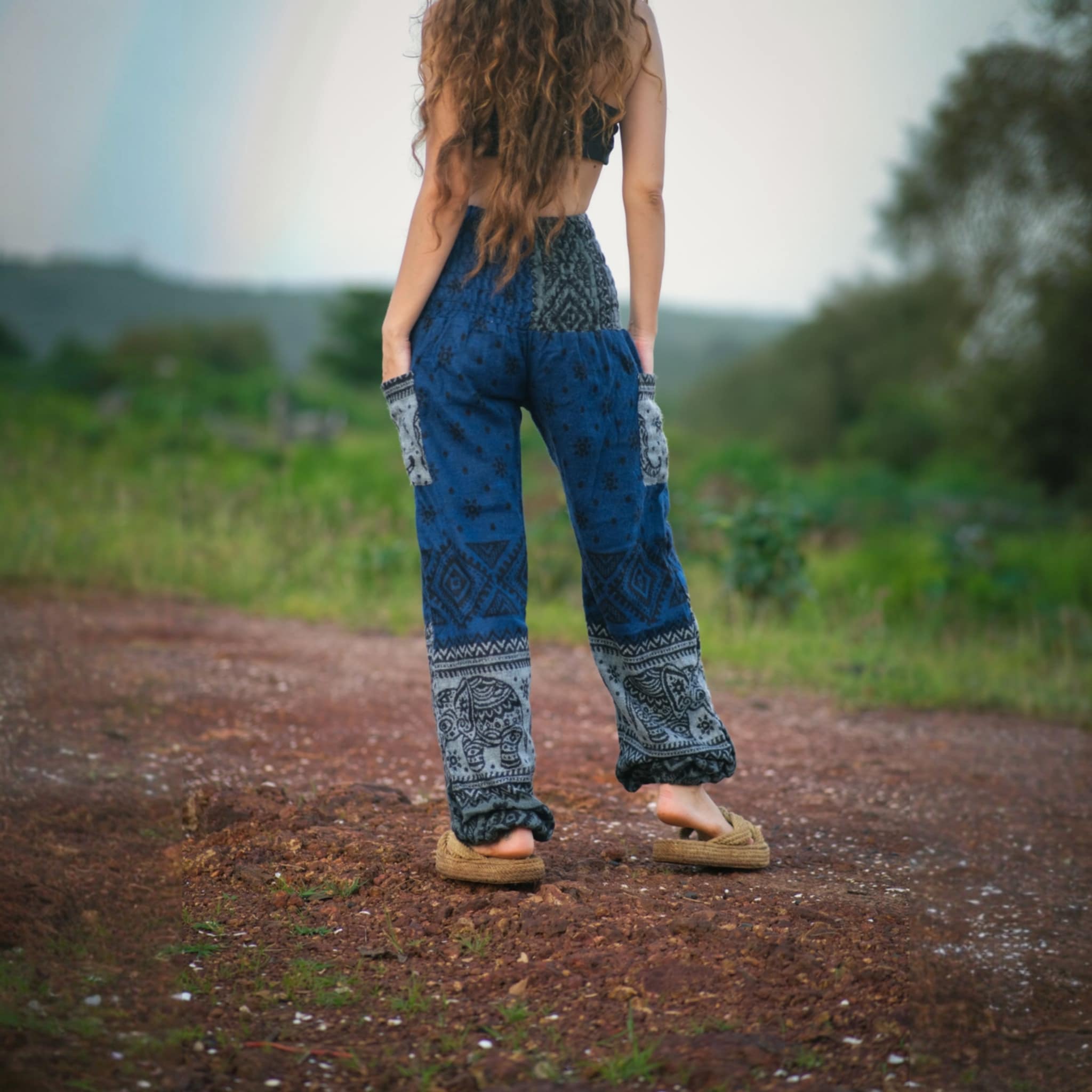 Elephant Print Warm Harem Blanket Pants with Pockets - Blue